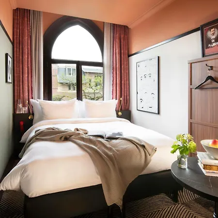 Hotel Jan Luyken Amesterdão